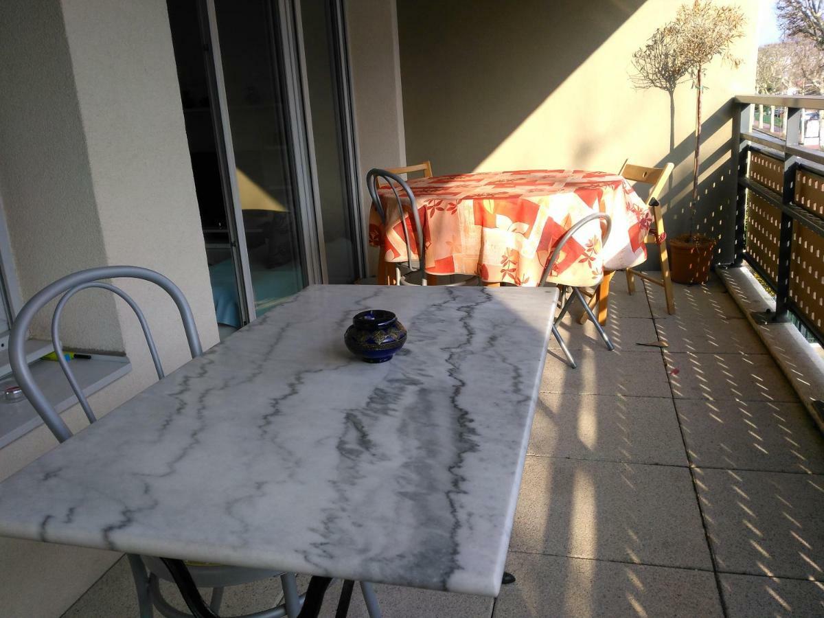 F3 Avec Parking Privée *